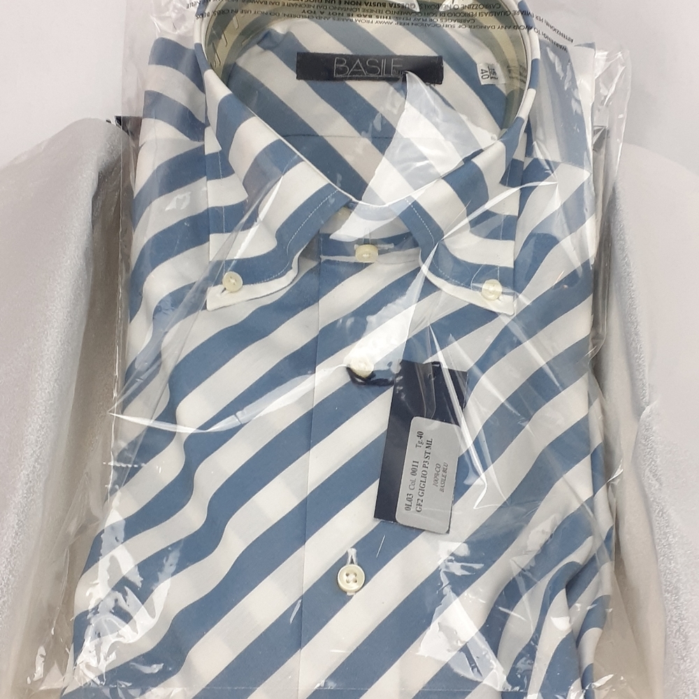 NWT Mens Basile Blu Button Down Collared Shirts